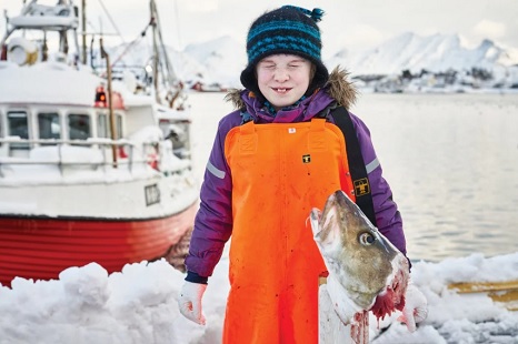 Norway: Kids Slice Out Cod Tongues for Serious Money