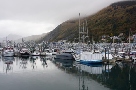 Report portrays mixed picture of Alaska’s huge seafood industry